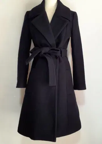 다이앤 폰 파스텐버그 울 벨트 포함