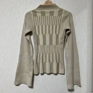 knuth marf 니트탑