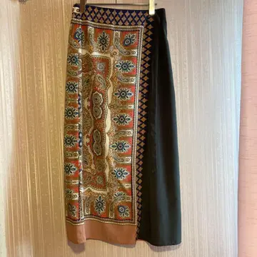 페이즐리 무늬 맥시 스커트