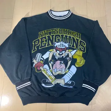 워너 브라더스 루니툰 TEZ 90s 남성용 맨투맨