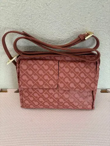 게라르디니 소프티 사선 숄더 미니백 GHERARDINI