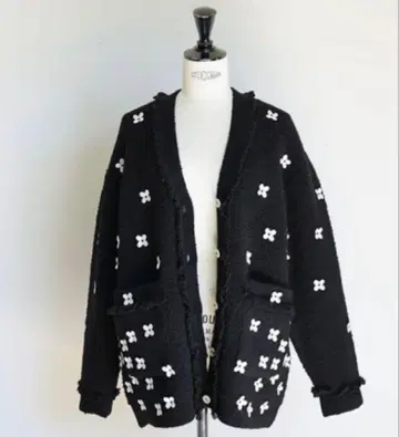 gypsohila blossom cardigan 블랙 새상품급