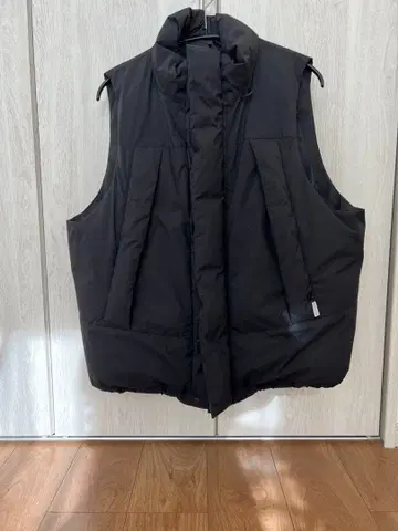 daiwapier39 WINDSTOPPER FIELD DOWN VEST