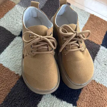 브라운 스웨이드 레이스업 슈즈