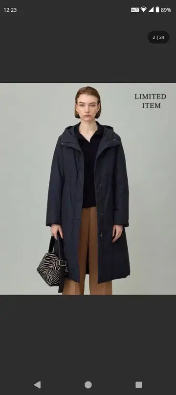 네이비 후드 부착 다운 코트 사이즈 4