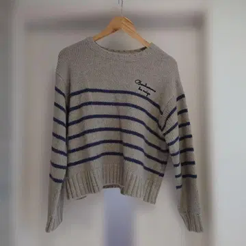 사만사 모스모스 로고 자수 패널 보더 니트