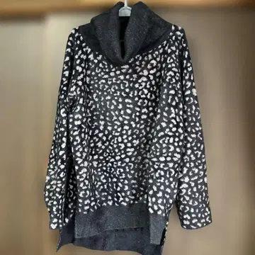 qlamb 레오파드 무늬 하이넥 남성용 니트 S