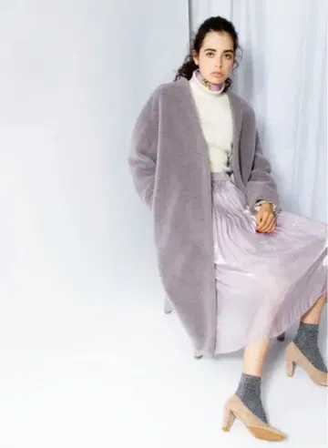 루즈비프 에코퍼 노카라 롱 보아 코트 그레이