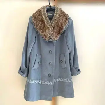 모스그린 퍼 옷깃 레이스 장식 코트 M 사이즈