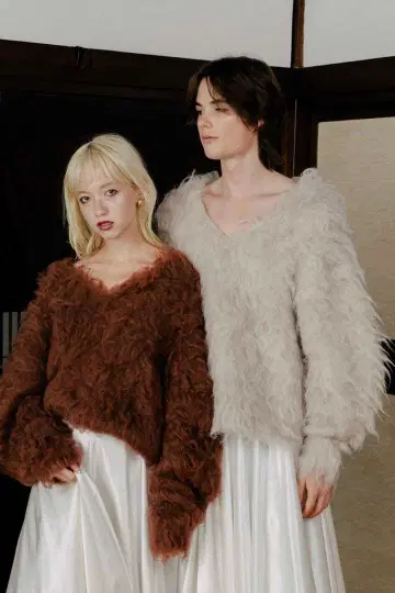 the toe pigalle shaggy vneck knit