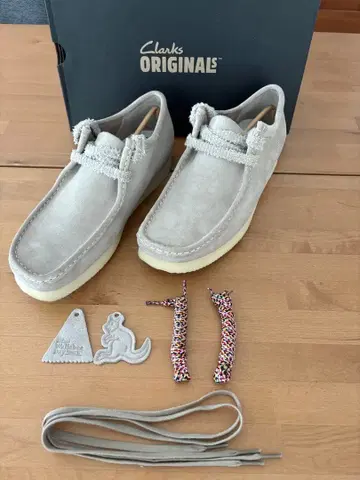 [새상품급] Clarks Wallabee Sand Suede