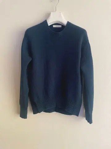 [ 새상품급 ] ebure 캐시미어 혼방 니트 다크 그린 36