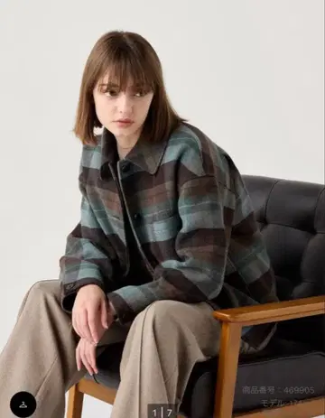 유니클로 오버사이즈 숏 자켓