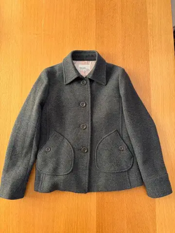 다크 그레이 울 코트 버튼 포함 (유나이티드 애로우즈)