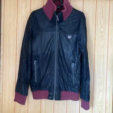 [ 최종 가격 ] SuperDry 가죽 자켓