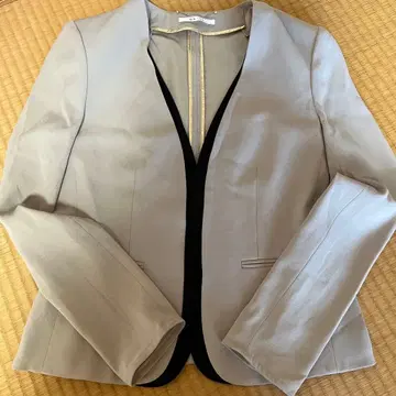 베이지 온워드 자켓