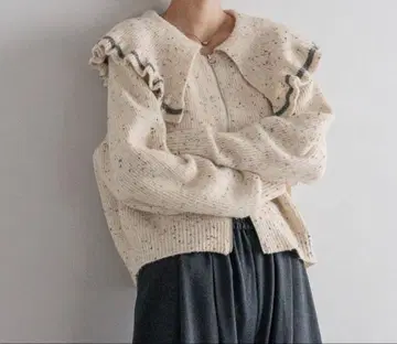 [ LOWRYS FARM ] 프릴 ZIP 가디건