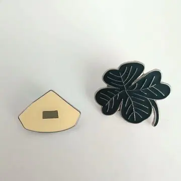 샐리 스콧 브로치 클로버 2개 세트