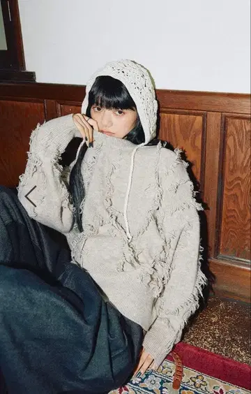 미사용 새상품 MODE NORM CORE 지그재그 프린지 풀오버 M