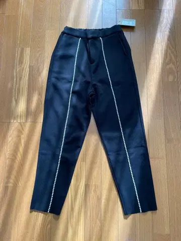 DAYS 펄 장식 팬츠