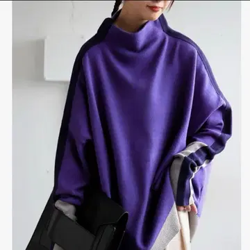 antiqua 배색 절개 하이넥 니트 풀오버 퍼플