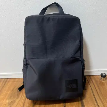 THE NORTH FACE 블랙 백팩