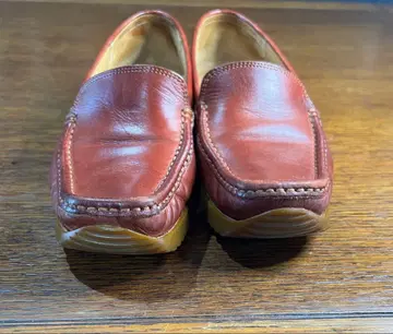 브라운 가죽 슬립온