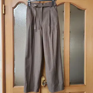 [ 새상품급 ] 내추럴 뷰티 베이직 와이드 팬츠 다크 그레이