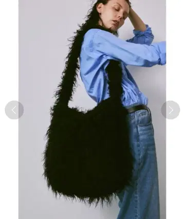 un/neu 퍼 숄더백