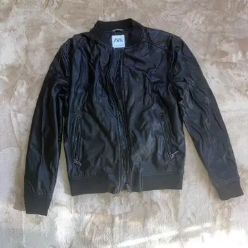 ZARA 블랙 가죽 자켓