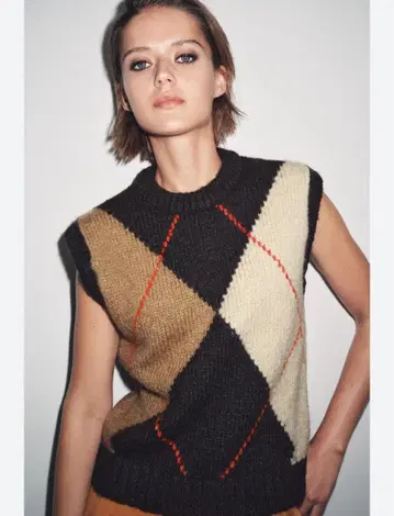 ZARA 아가일 무늬 슬리브리스 니트