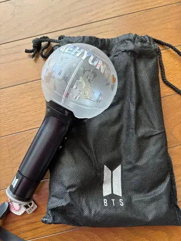 BTS 응원봉 태현 스티커 포함