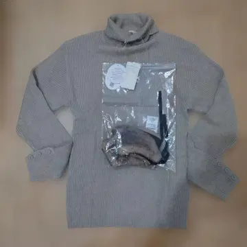 사만사 모스모스 유베시 티베트 부착 리브 니트