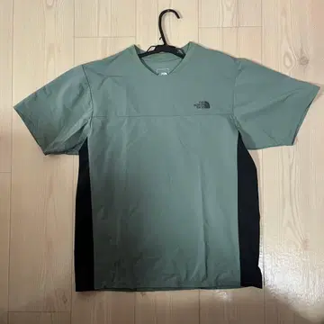 The North Face 숏슬리브 티셔츠 컨디션 최상