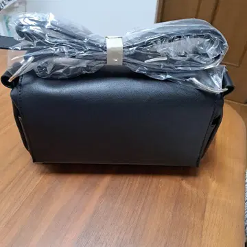 블랙 숄더백 조정 가능 스트랩