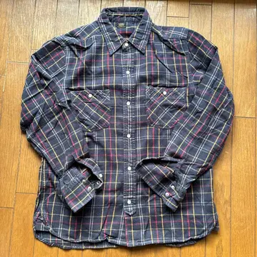 플란넬 셔츠 네이비 계열 체크 무늬