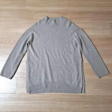 BEAUTY & YOUTH 베이지 니트 스웨터