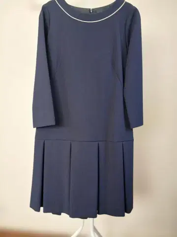 SOUP 네이비 플리츠 드레스