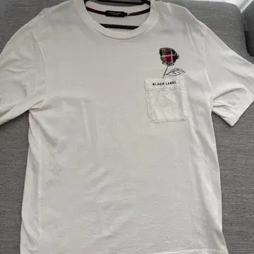 BLACK LABEL 화이트 T셔츠 꽃무늬 자수