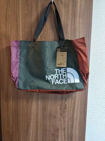 THE NORTH FACE Loop Tote M
