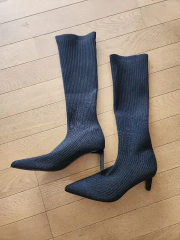 ZARA 블랙 니트 롱 부츠 중간 힐 사이즈 36