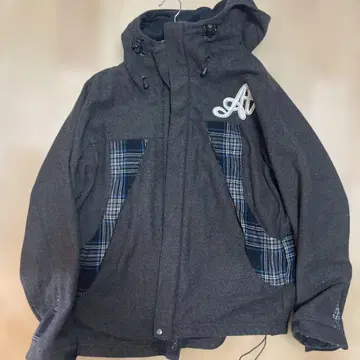 아토모스 다크 그레이 자켓 체크 무늬