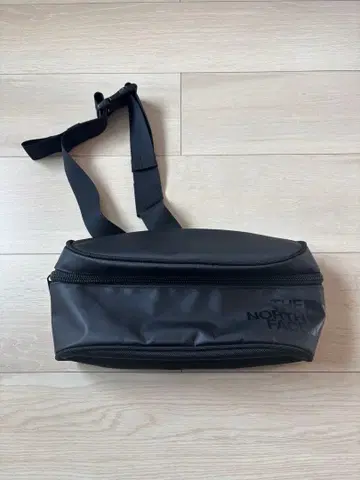 THE NORTH FACE 블랙 바디백 숄더백