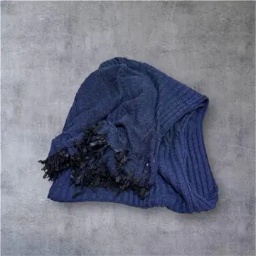 말라뮤트 스톨 머플러 니트 네이비 프릴