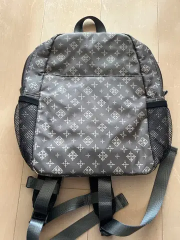 러셋 중형 백팩