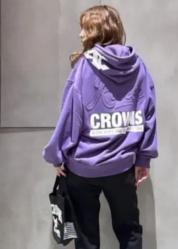 로데오 크라운 백 엠보싱 스크립트 로고 후드티 퍼플