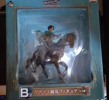 진격의 거인 리바이 기마 피규어 B상