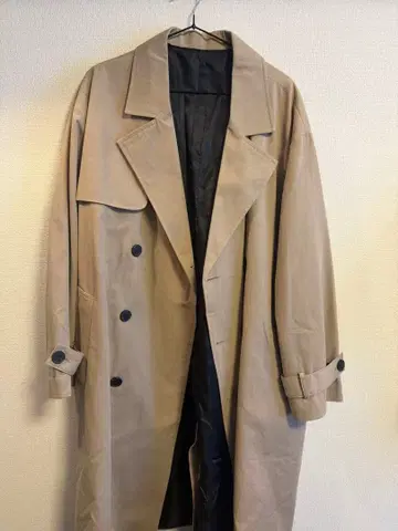 BASE 베이지 더블 브레스트 트렌치코트