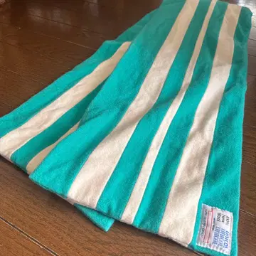 새상품급 빈티지 머플러 60.70년대? 터콰이즈 스쿨 머플러