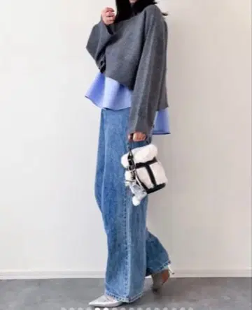 coca 2종 세트 하이넥 니트탑 내추럴 뷰티 WORLD